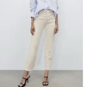 Zara High Rise Straight Leg Jeans Size 2 Natural Denim
